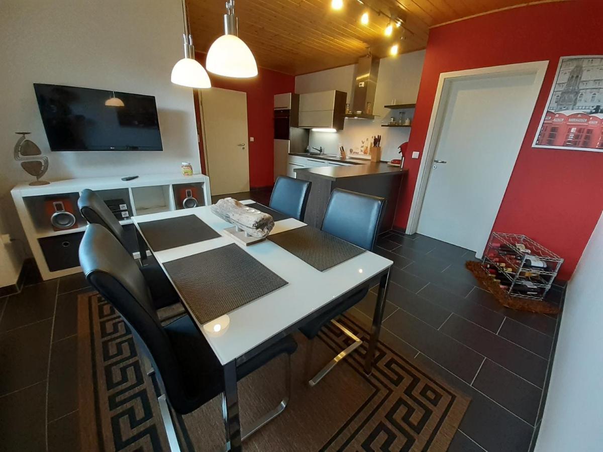 Ferienwohnung Terrasse Parkplatz Wallbox Nuerburgring Herresbach 외부 사진